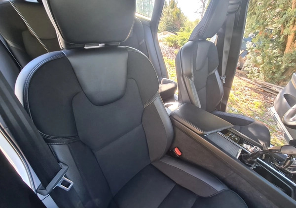 Volvo XC 60 cena 139000 przebieg: 98000, rok produkcji 2019 z Lublin małe 529